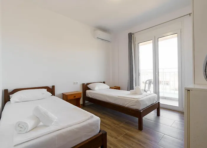 Aquarelle For Rent 3*